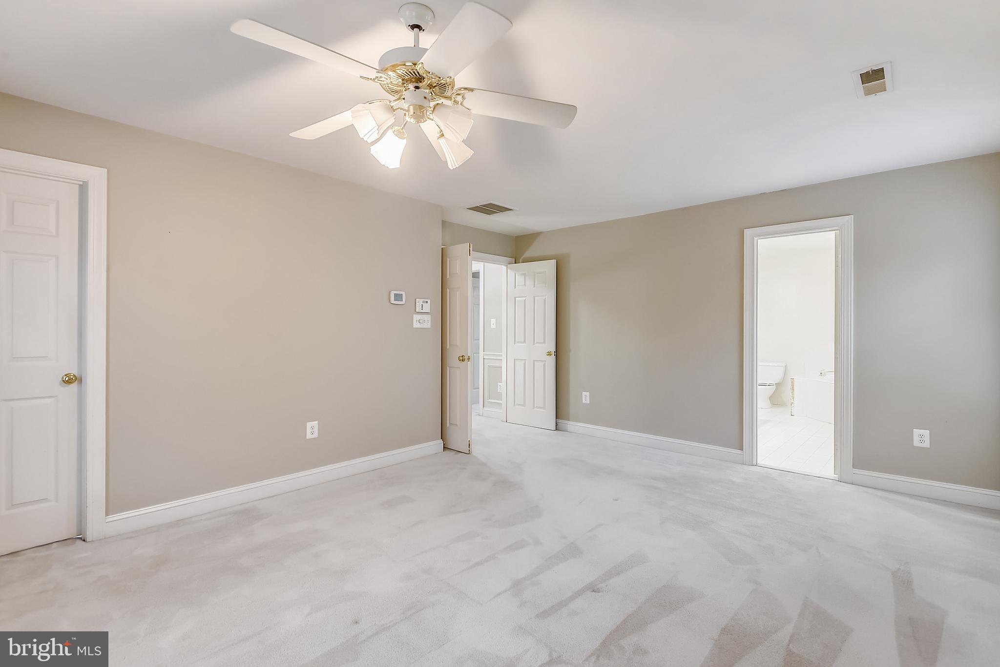 11330 Woodbrook Lane Reston, VA 20194 - Photo 25 of 70 Entrance to the main level bedroom bath
