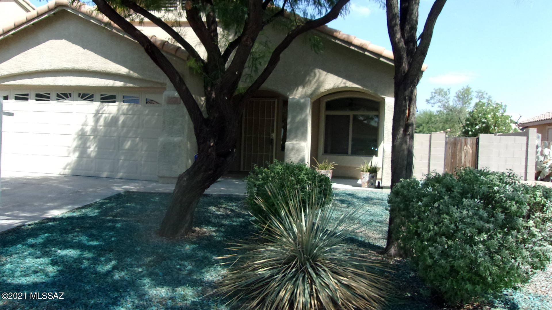 6603 East Bambino Road Tucson, AZ 85756 - Photo 2 of 25