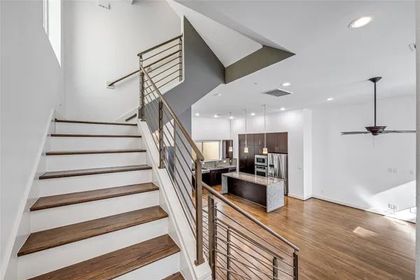 $3,825 | 802 West Drew Street, Houston, TX 77006