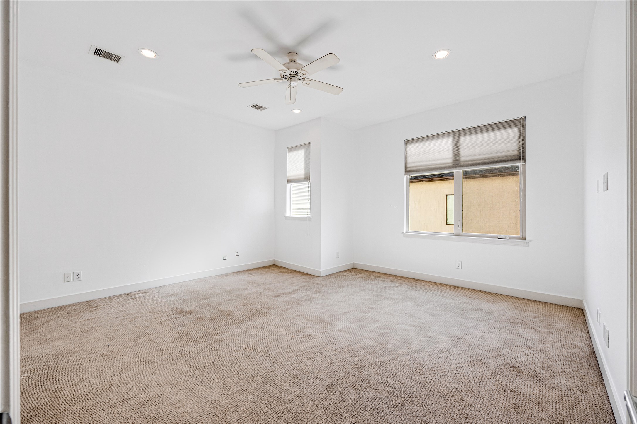 802 West Drew Street Houston, TX 77006 - Photo 21 of 29