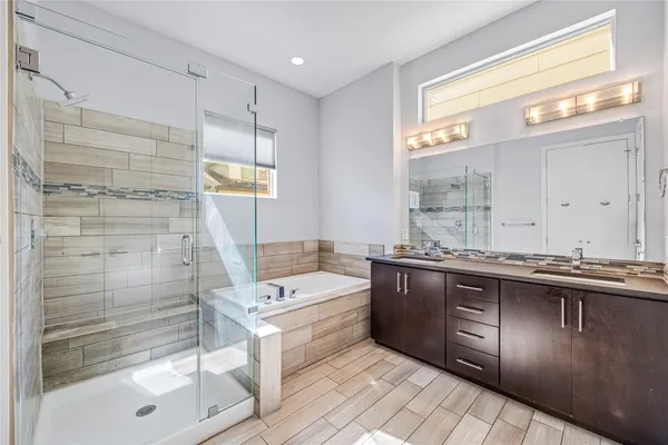 $3,825 | 802 West Drew Street, Houston, TX 77006