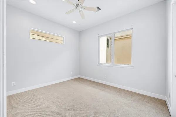 $3,825 | 802 West Drew Street, Houston, TX 77006