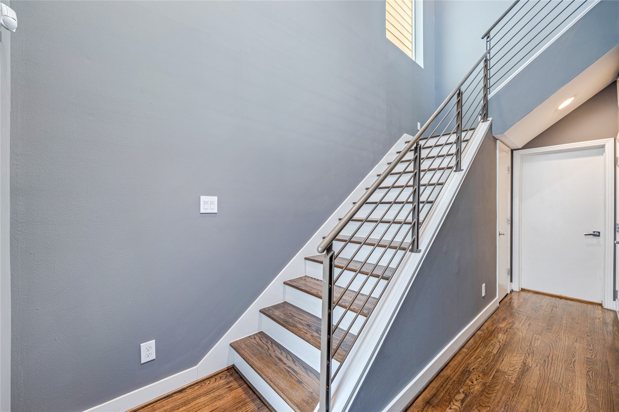 802 West Drew Street Houston, TX 77006 - Photo 9 of 29