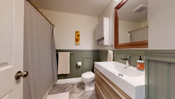 $359,000 | 225 Valley Drive, Ypsilanti, MI 48197