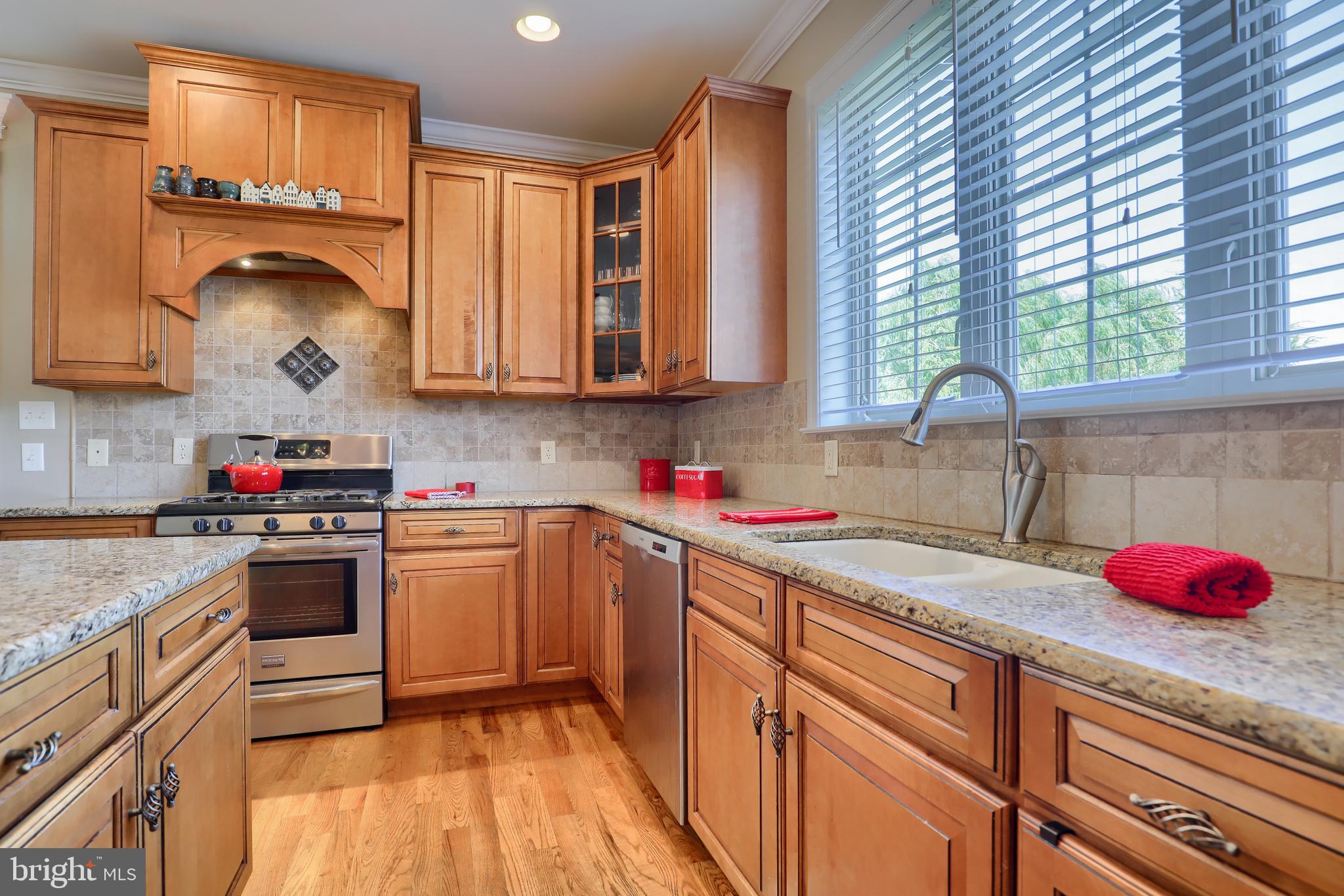 319 Bowyer Lane Lititz, PA 17543 - Photo 13 of 30 Kitchen