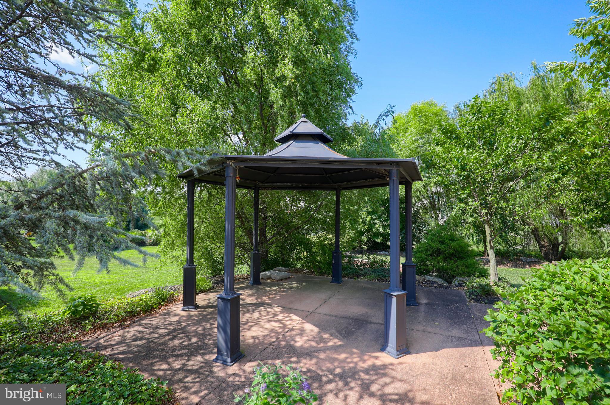 319 Bowyer Lane Lititz, PA 17543 - Photo 26 of 30 Pergola in backyard