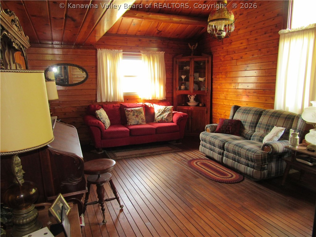 3658 Emma Road Liberty, WV 25124 - Photo 4 of 17 Gallery Image 4