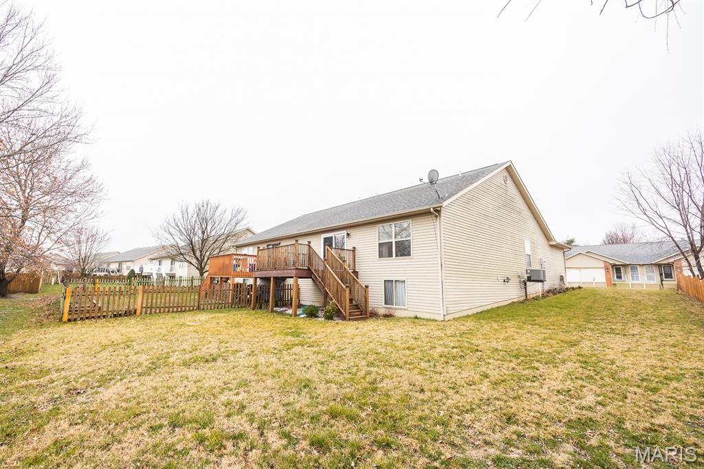 10927 Upland Terrace Lebanon, IL 62254 - Photo 23 of 26