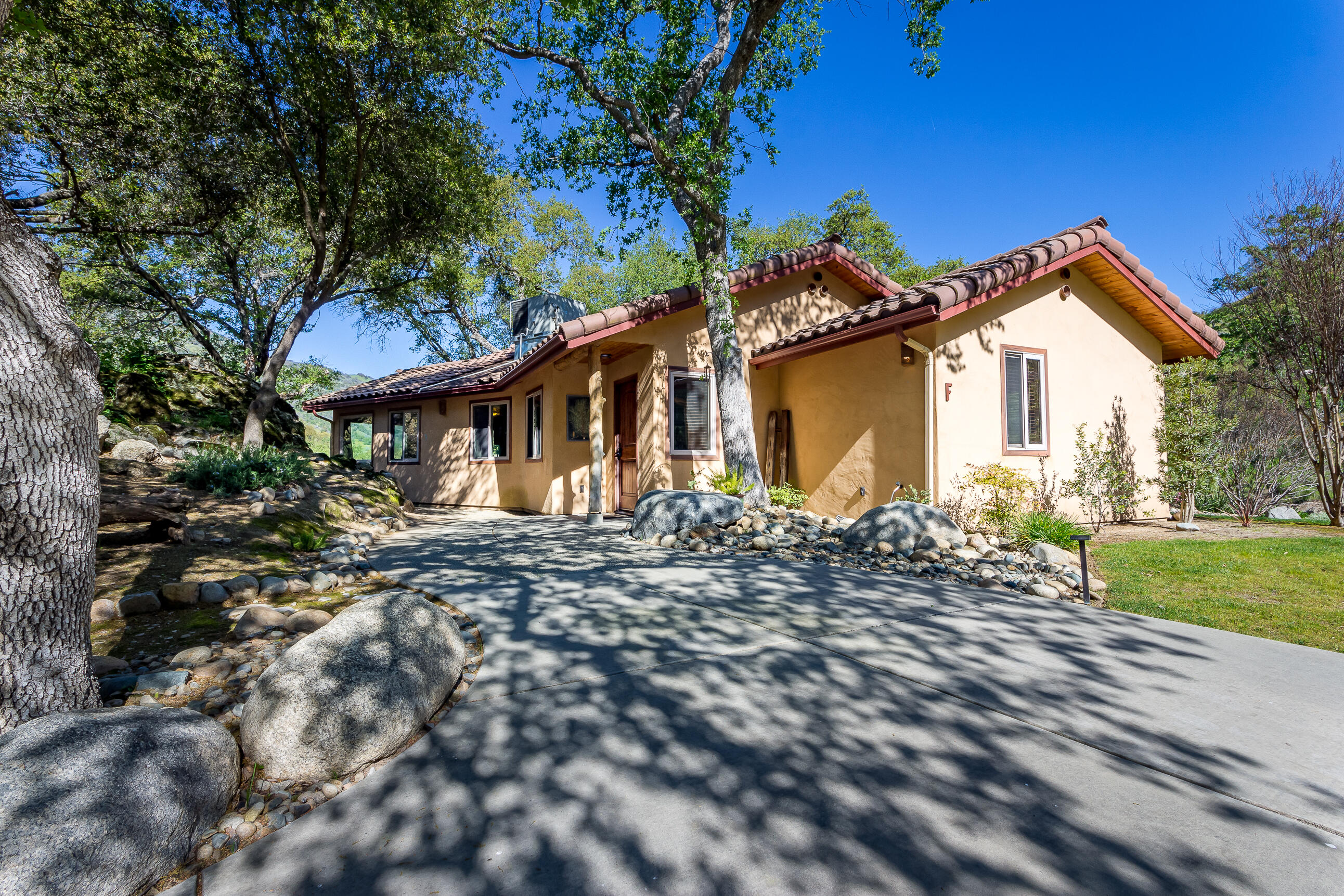 29673 Rock Creek Drive Three Rivers, CA 93271 - Photo 32 of 112 IMG_2270-HDR