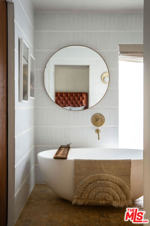 2102 Ridgemont Drive Los Angeles, CA 90046 - Photo 16 of 32