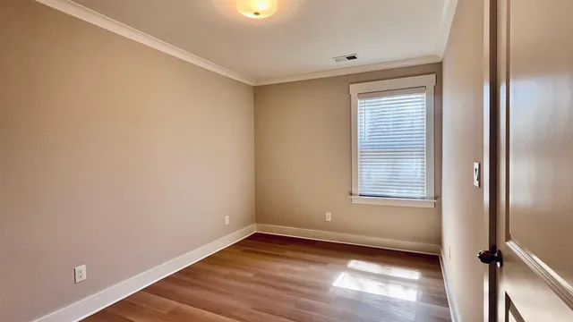 $219,900 | 406 South Fenwick Road, Memphis, TN 38111