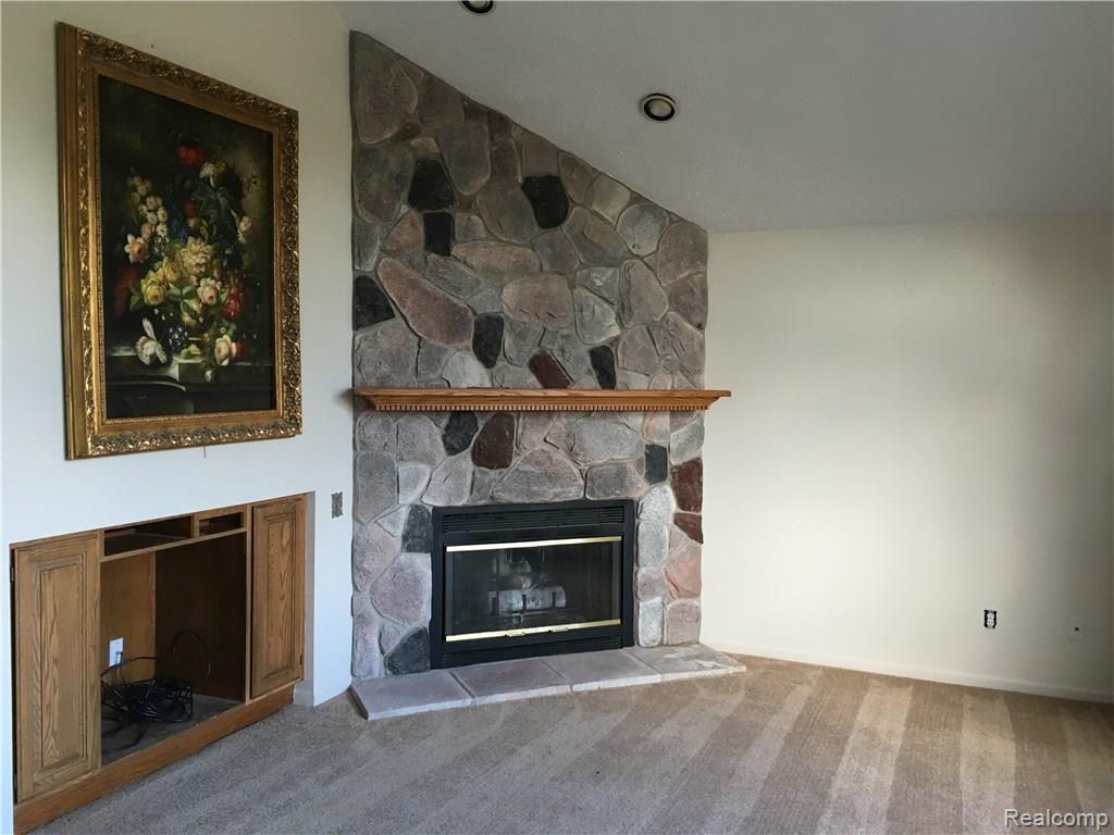 6613 Ridgeview Drive Clarkston, MI 48346 - Photo 18 of 34