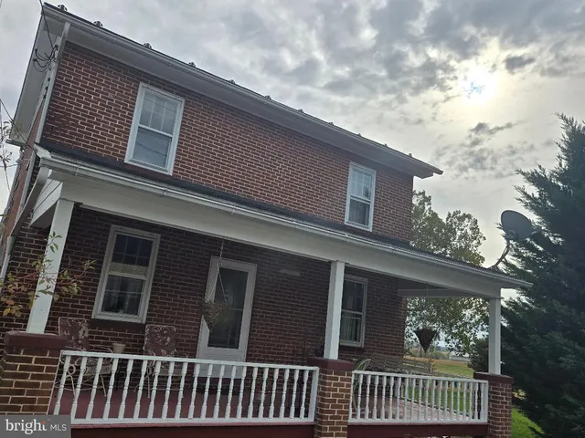 $229,900 | 201 South Barbara Street, Mount Joy, PA 17552