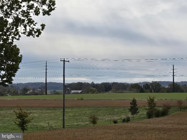 $229,900 | 201 South Barbara Street, Mount Joy, PA 17552