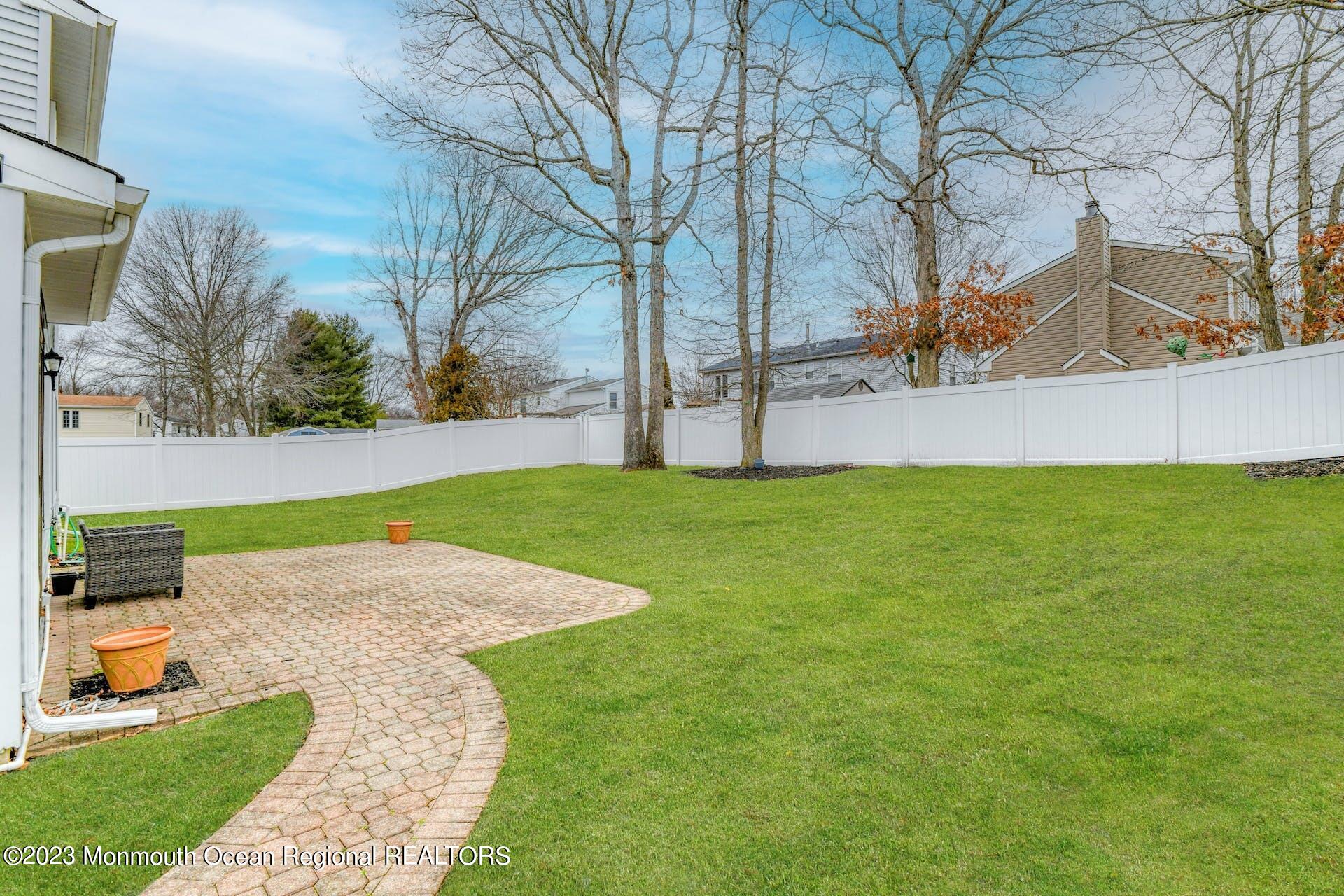 98 Starlight Road Howell, NJ 07731 - Photo 26 of 31 032-433596-DSC_6327_5_12117142