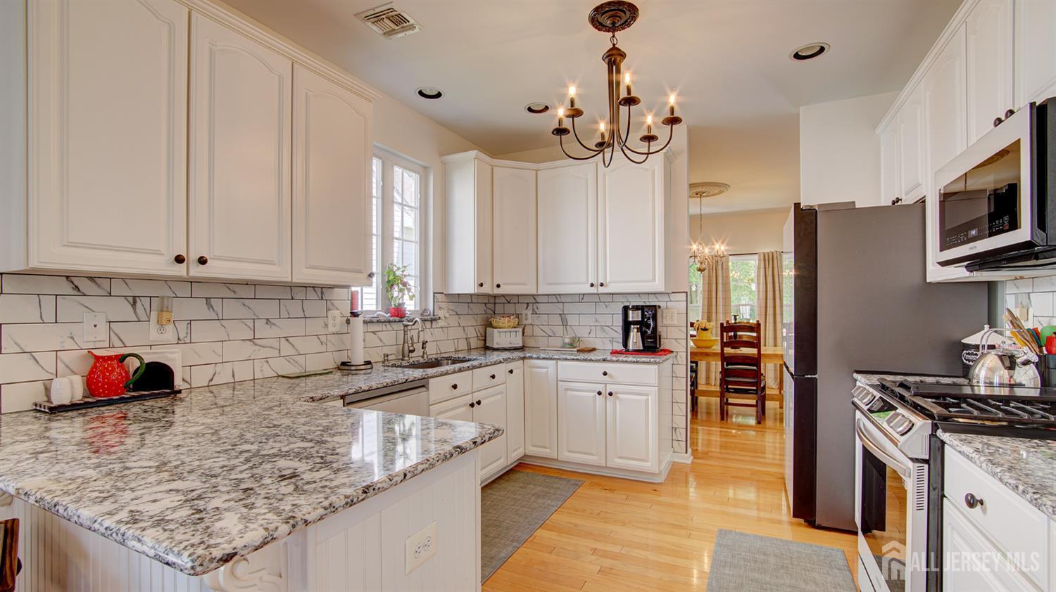 13 High Street Helmetta, NJ 08828 - Photo 11 of 42