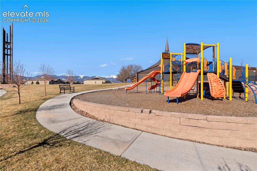 4439 Samaritan Loop Colorado Springs, CO 80916 - Photo 38 of 42
