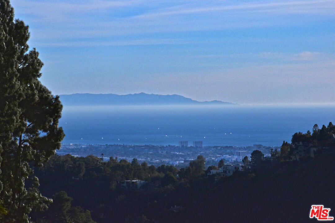 2037 Stradella Road Los Angeles, CA 90077 - Photo 33 of 33 a view of sunset