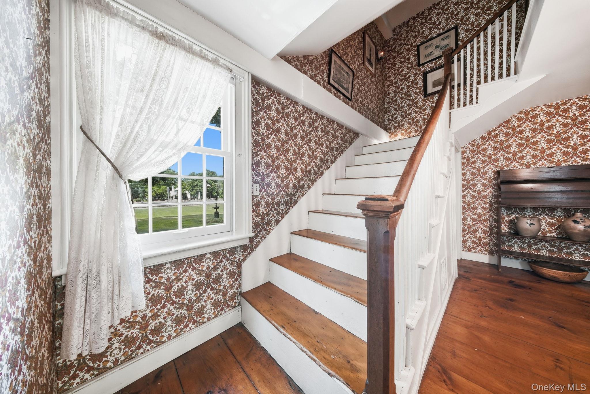 4 Plains Road Walden, NY 12586 - Photo 7 of 43