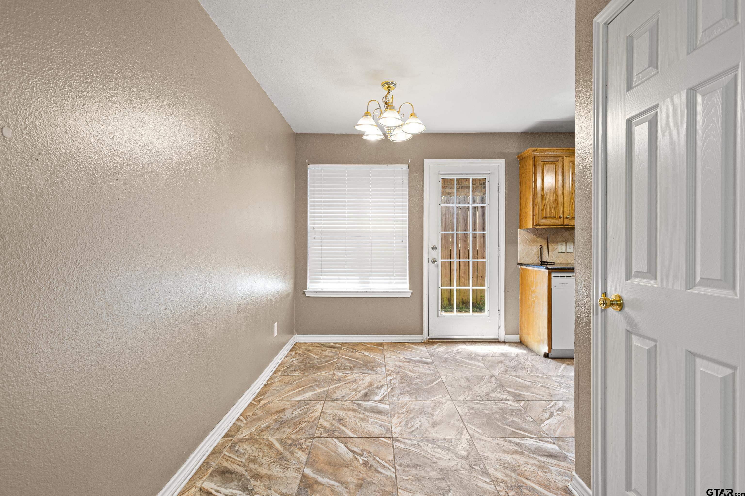 3631 Andrea Street Longview, TX 75604 - Photo 12 of 44