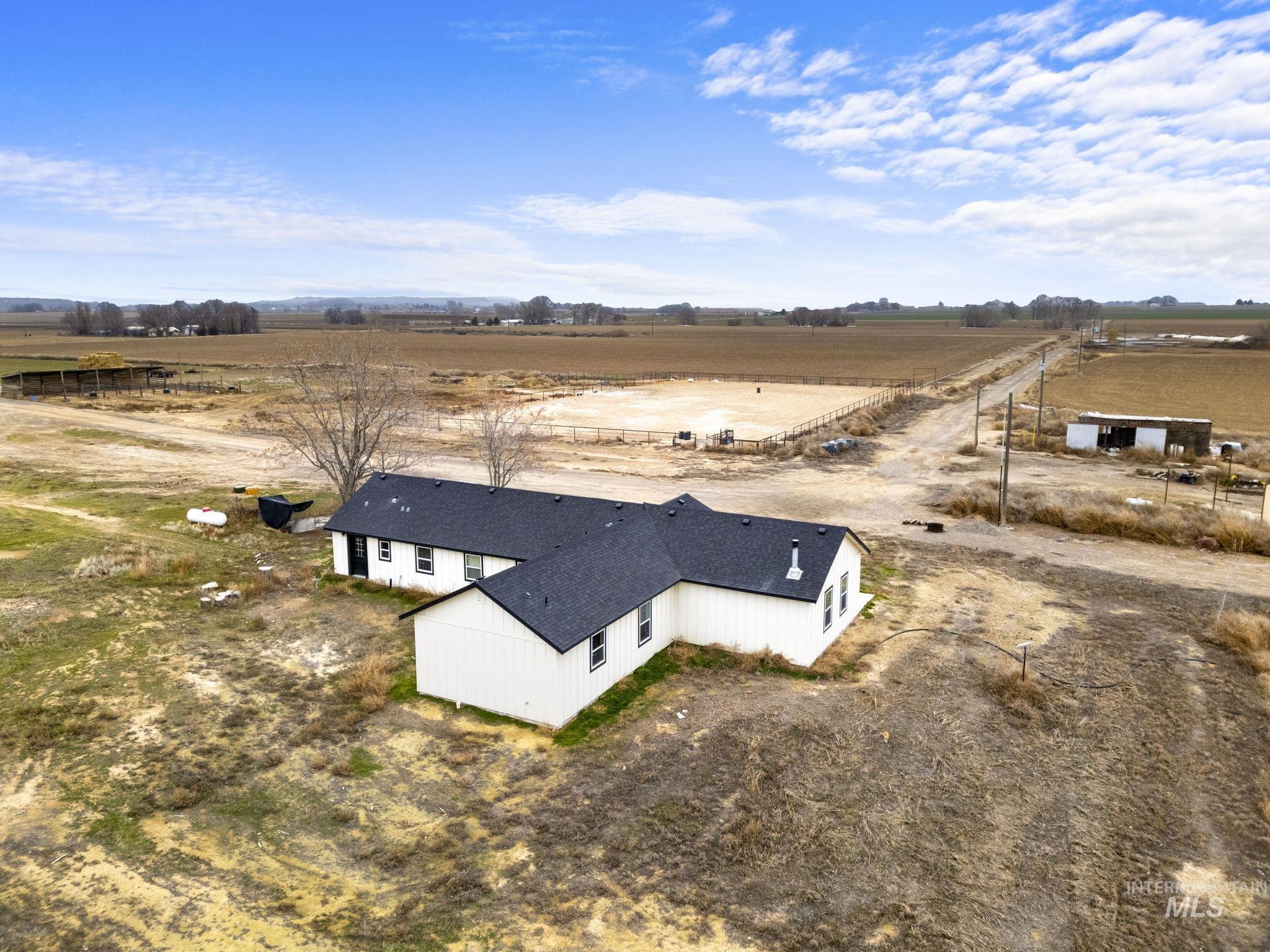 1651 Graveyard Point Road Homedale, ID 83628 - Photo 13 of 47