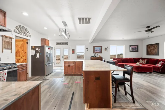 $789,000 | 1651 Graveyard Point Road, Homedale, ID 83628