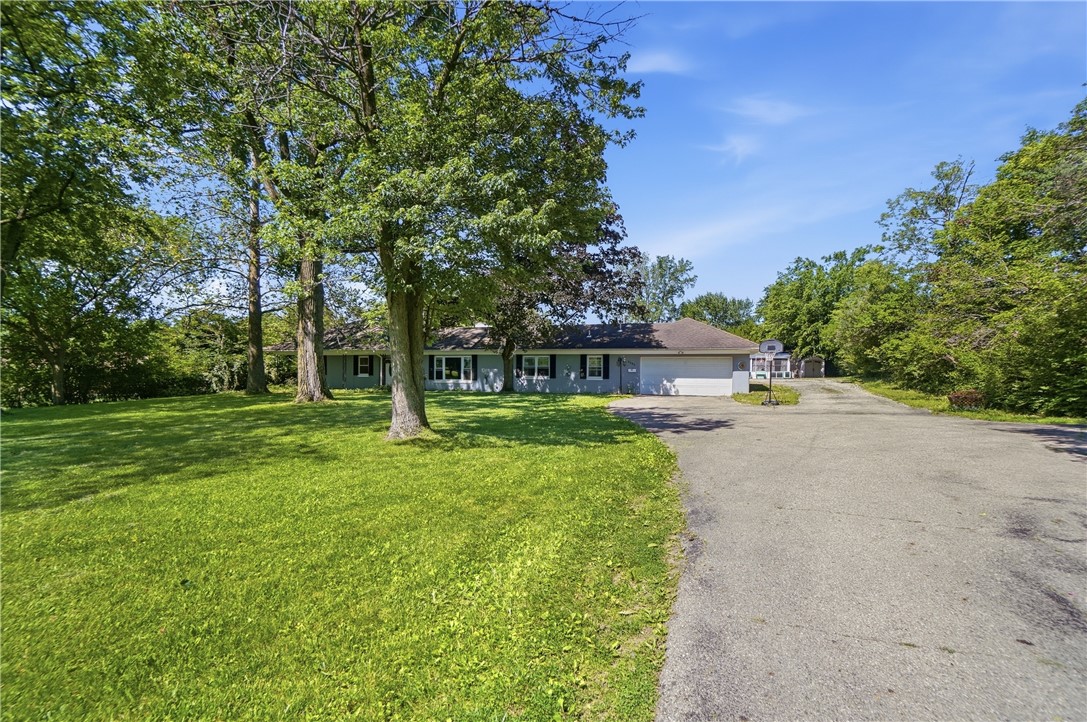 2553 Derr Road Springfield, OH 45503 - Photo 2 of 56