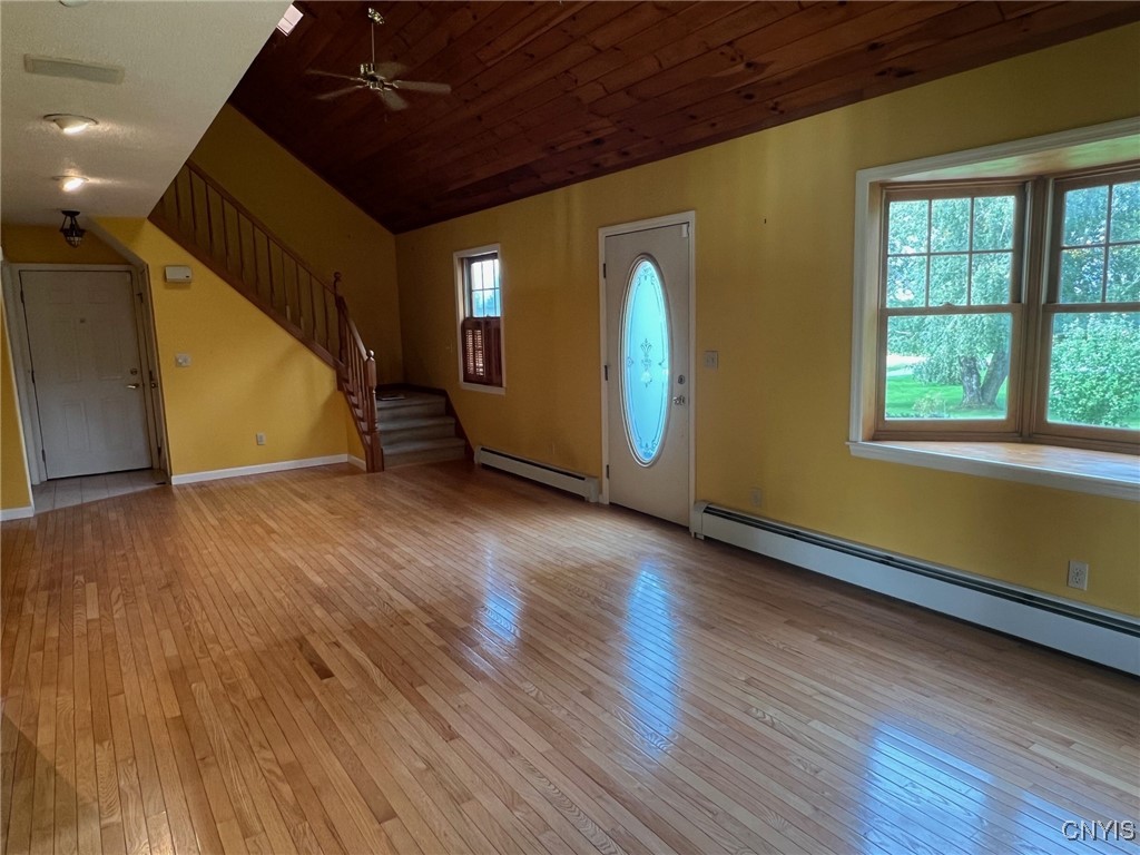 9996 Campbell Road Paris, NY 13456 - Photo 4 of 34 Living room 7 dining Combo