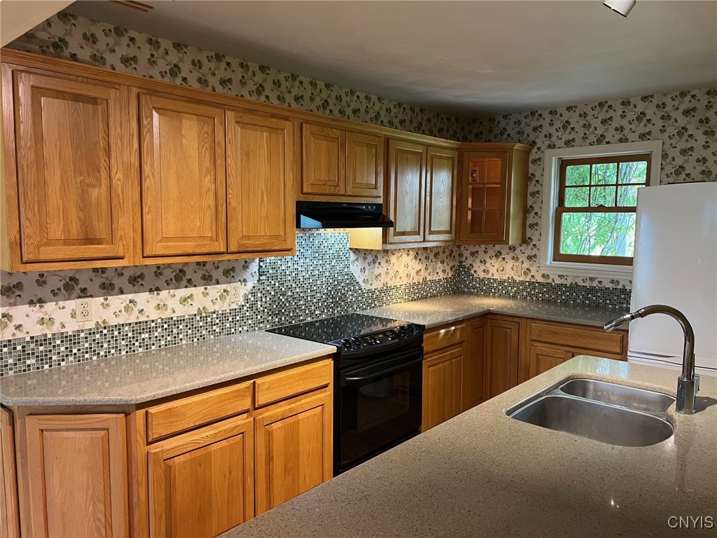 9996 Campbell Road Paris, NY 13456 - Photo 10 of 34