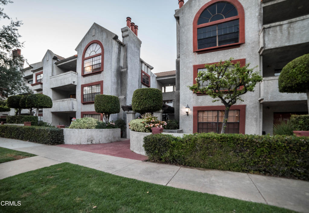 130 Monterey Road, Unit 205 South Pasadena, CA 91030 - Photo 33 of 36 Pasadena_02