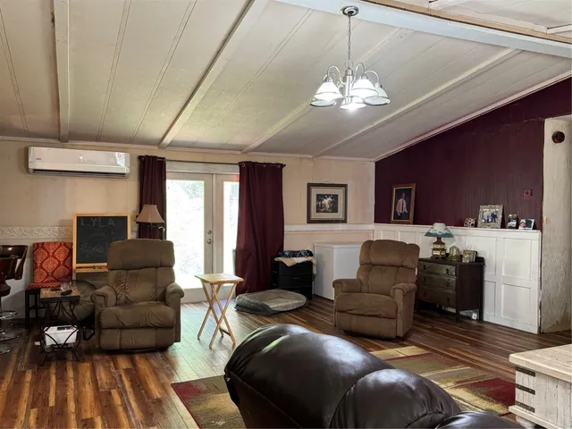 $214,500 | 2183 Farm To Market 3283 Hallettsville Tx 77964, Hallettsville, TX 77964