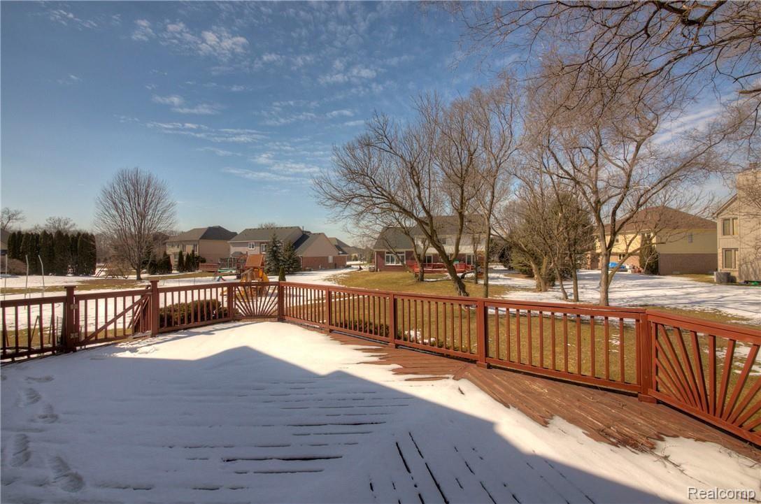 1044 Rochelle Park Drive Rochester, MI 48309 - Photo 49 of 51 930A5220_1_2.jpg