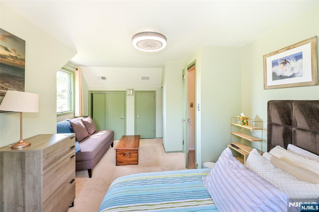 64 Ridge Avenue Park Ridge, NJ 07656 - Photo 27 of 32