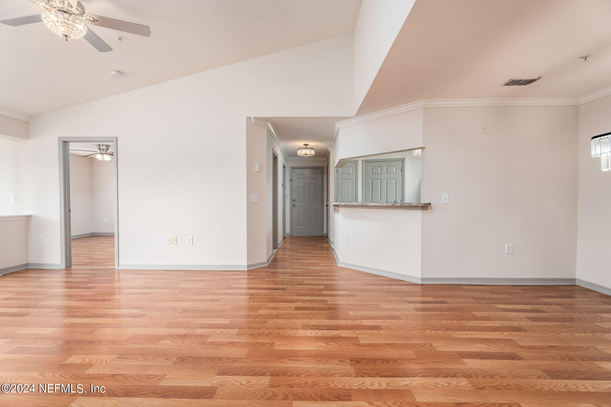 10961 Burnt Mill Road, Unit 436 Jacksonville, FL 32256 - Photo 5 of 18 4-web-or-mls-10961 Burnt Mill Rd Unit 43