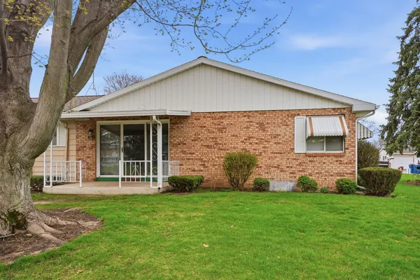 $218,000 | 5786 Leisure S Drive Southeast, Unit 193, Kentwood, MI 49548