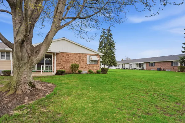 $218,000 | 5786 Leisure S Drive Southeast, Unit 193, Kentwood, MI 49548