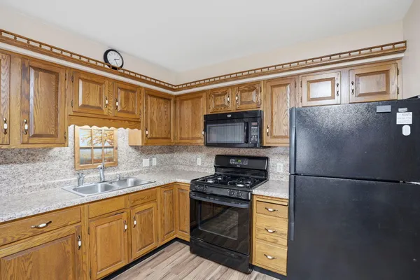 $218,000 | 5786 Leisure S Drive Southeast, Unit 193, Kentwood, MI 49548
