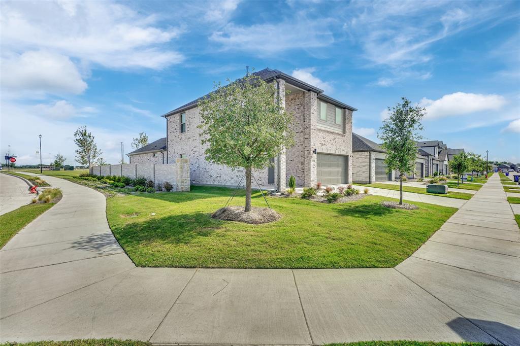305 Millwood Road Lavon, TX 75166 - Photo 4 of 34