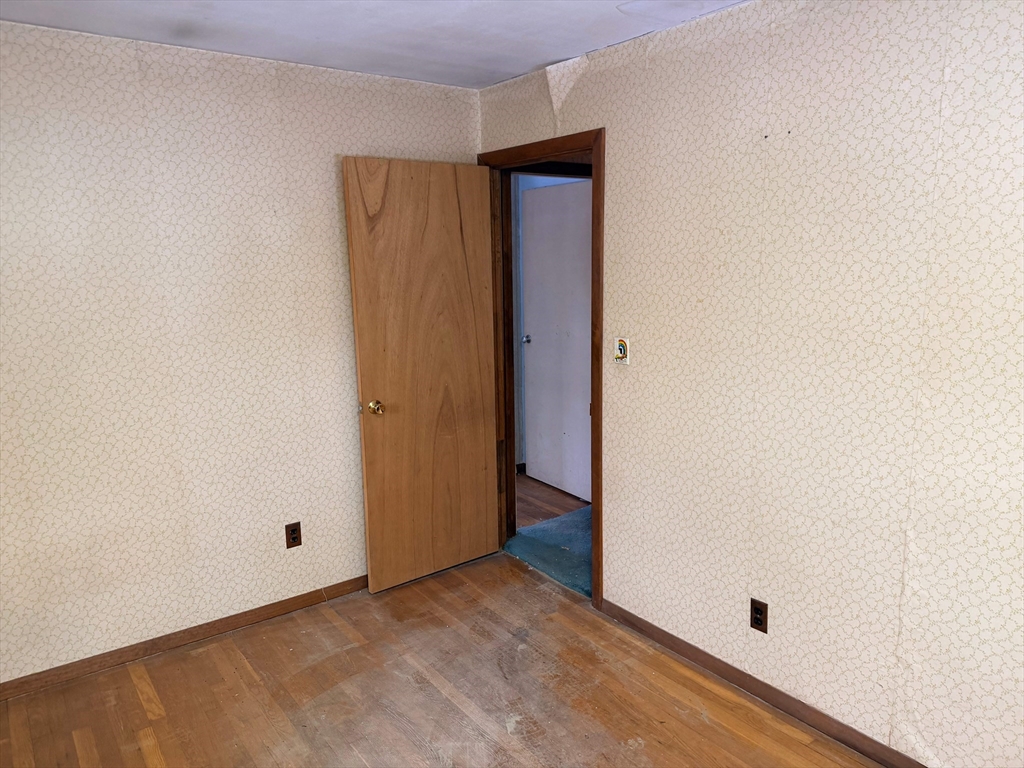 8 Molloy Road Georgetown, MA 01833 - Photo 17 of 20