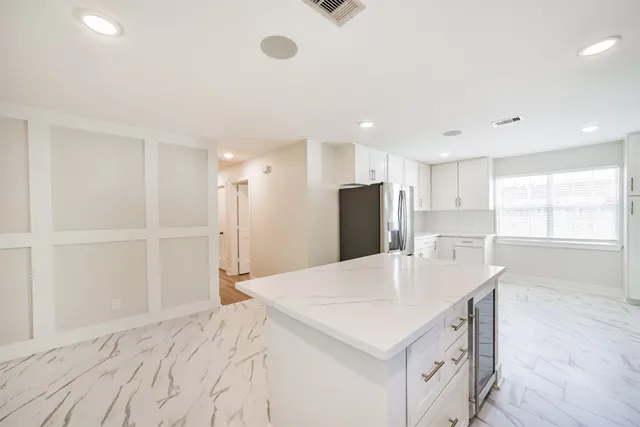 $299,999 | 10503 Windriver Drive, Houston, TX 77070