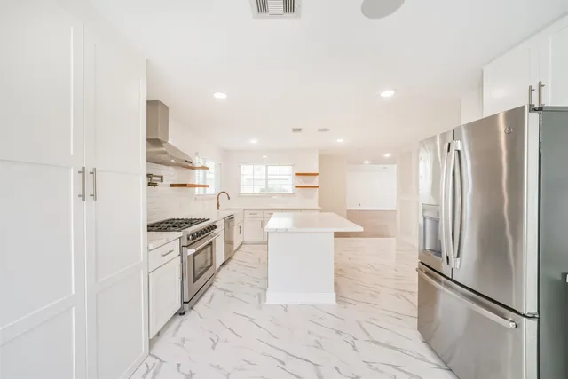 $299,999 | 10503 Windriver Drive, Houston, TX 77070