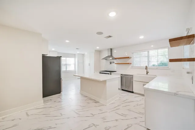 $299,999 | 10503 Windriver Drive, Houston, TX 77070