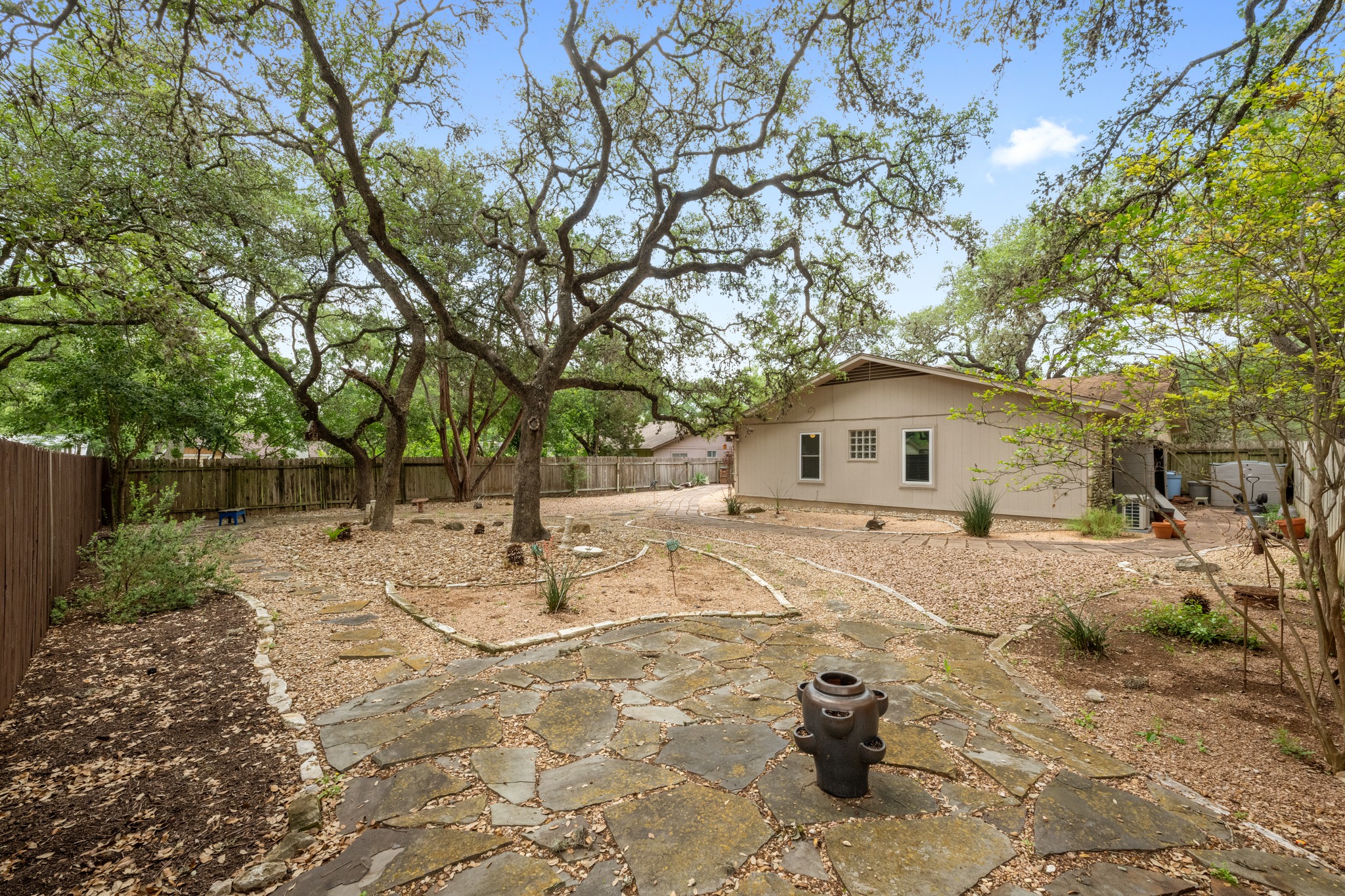 2506 Redleaf Lane Austin, TX 78745 - Photo 25 of 27