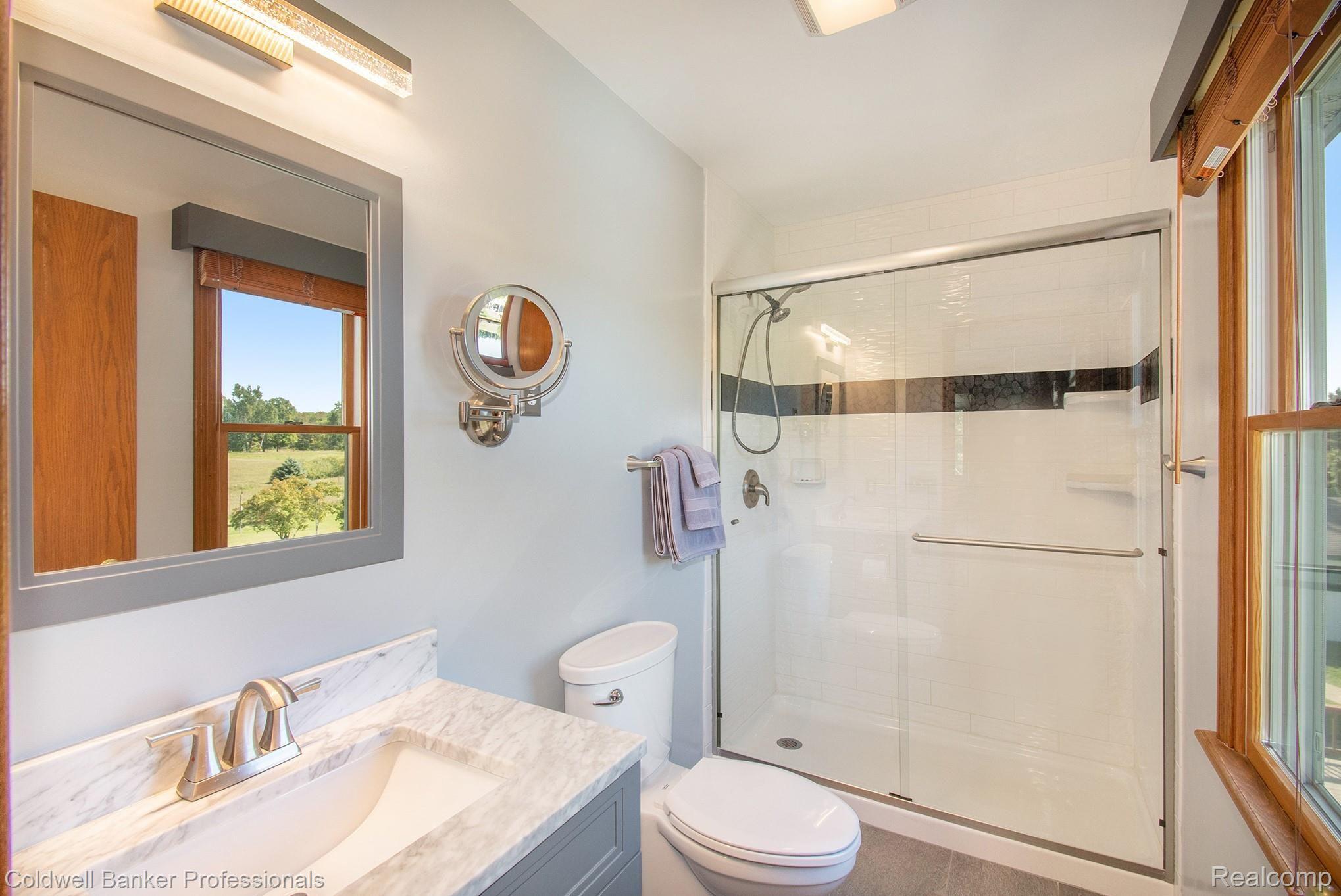 2706 Clark Road Lapeer, MI 48446 - Photo 36 of 44 Master Bathroom