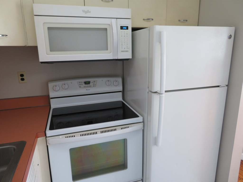 101 Mulberry Street, Unit 519 Springfield, MA 01105 - Photo 9 of 17