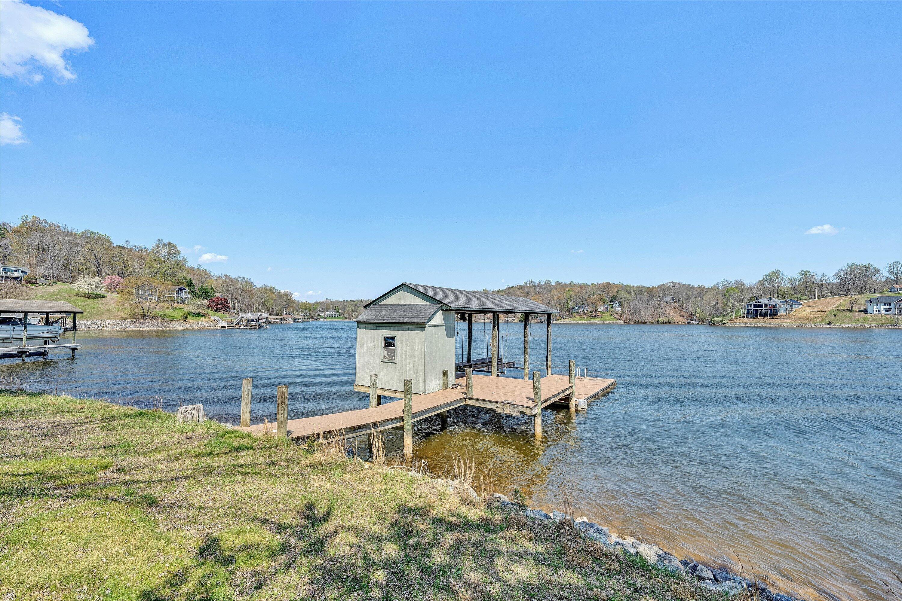 1351 Ellis Road Hardy, VA 24101 - Photo 5 of 44 31-DSC00326
