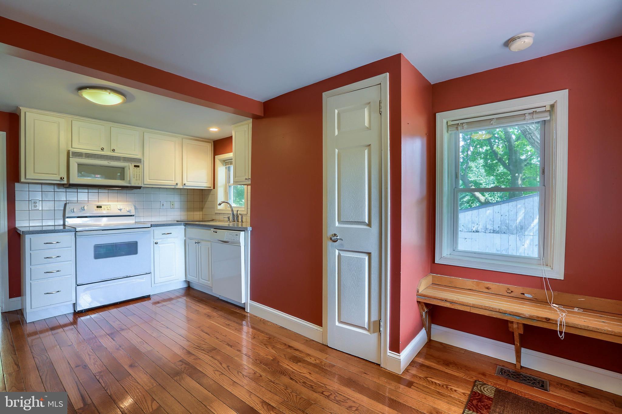 536 Old Quaker Road Lewisberry, PA 17339 - Photo 5 of 42 Gallery Image 5