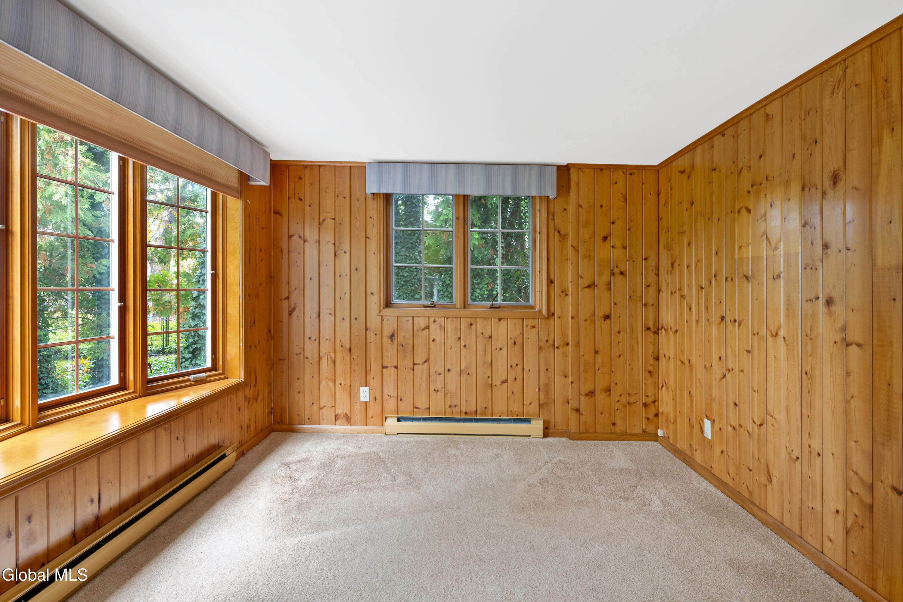 2472 Hilltop Road Niskayuna, NY 12309 - Photo 16 of 42 1 (17)