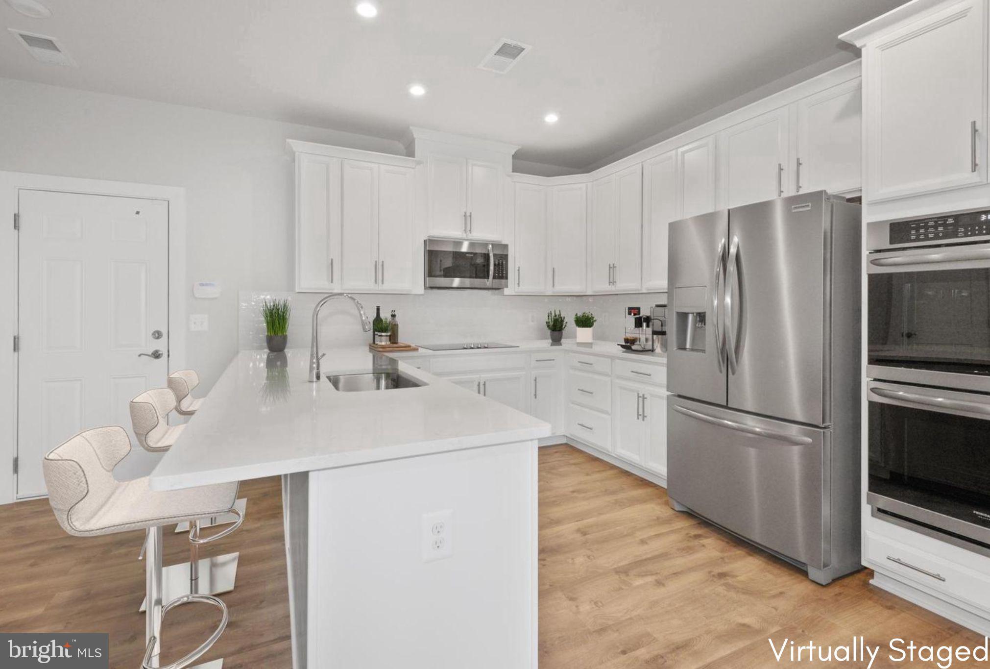 1626 Bandit Loop Reston, VA 20190 - Photo 3 of 38 Gallery Image 3