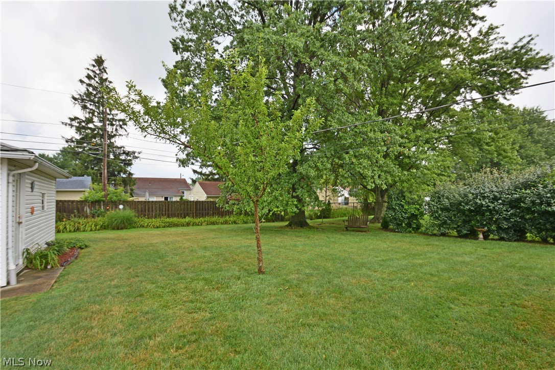 7310 Ames Road Parma, OH 44130 - Photo 25 of 29